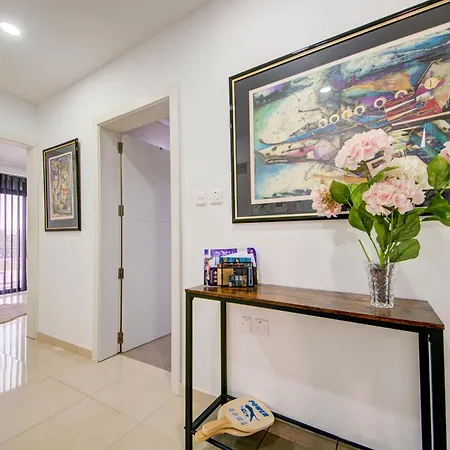Seaside Family Retreat With Stunning Views * Birżebbuġa